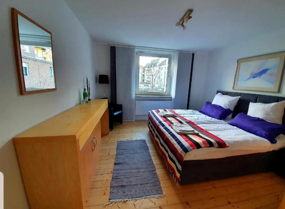 3-Zimmer Wohnung In Der City Bochum Bagian luar foto